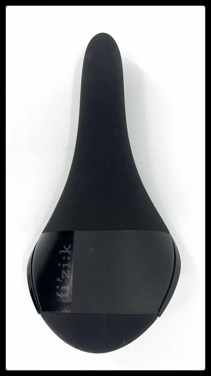 Fizik Aliante R1 Mens carbon Regulat Road Saddle 141 mm Black-1